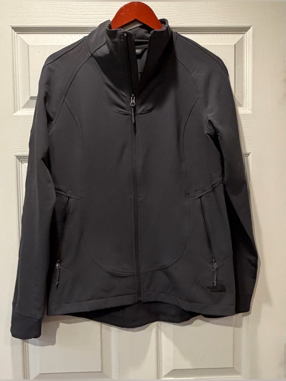 North Face windwall full zip jacket women’s size medium